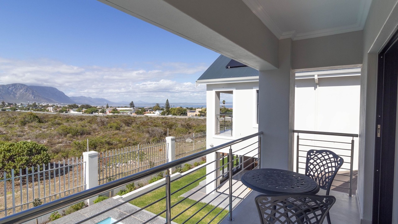 Photo of Outdoor in Westcliff