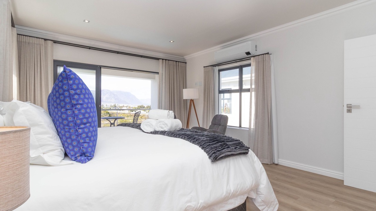 Photo of Bedroom in Westcliff
