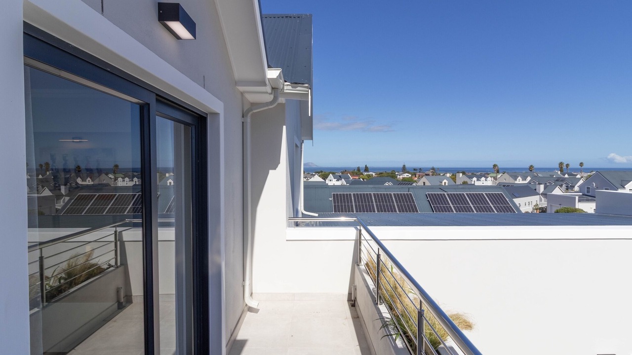 Photo of Outdoor in Westcliff
