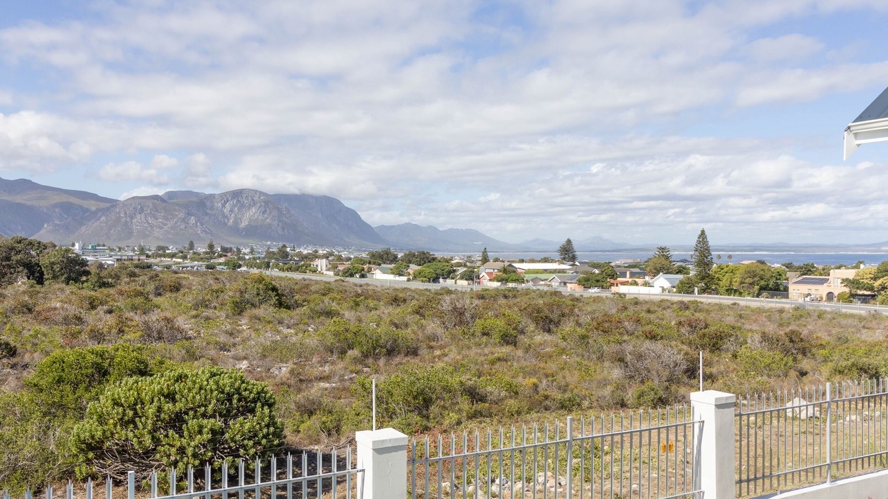 Photo of Others in Westcliff
