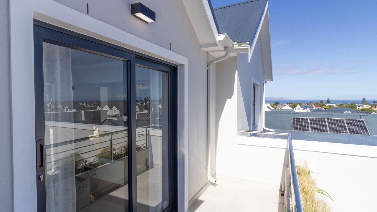Photo of Outdoor in Westcliff