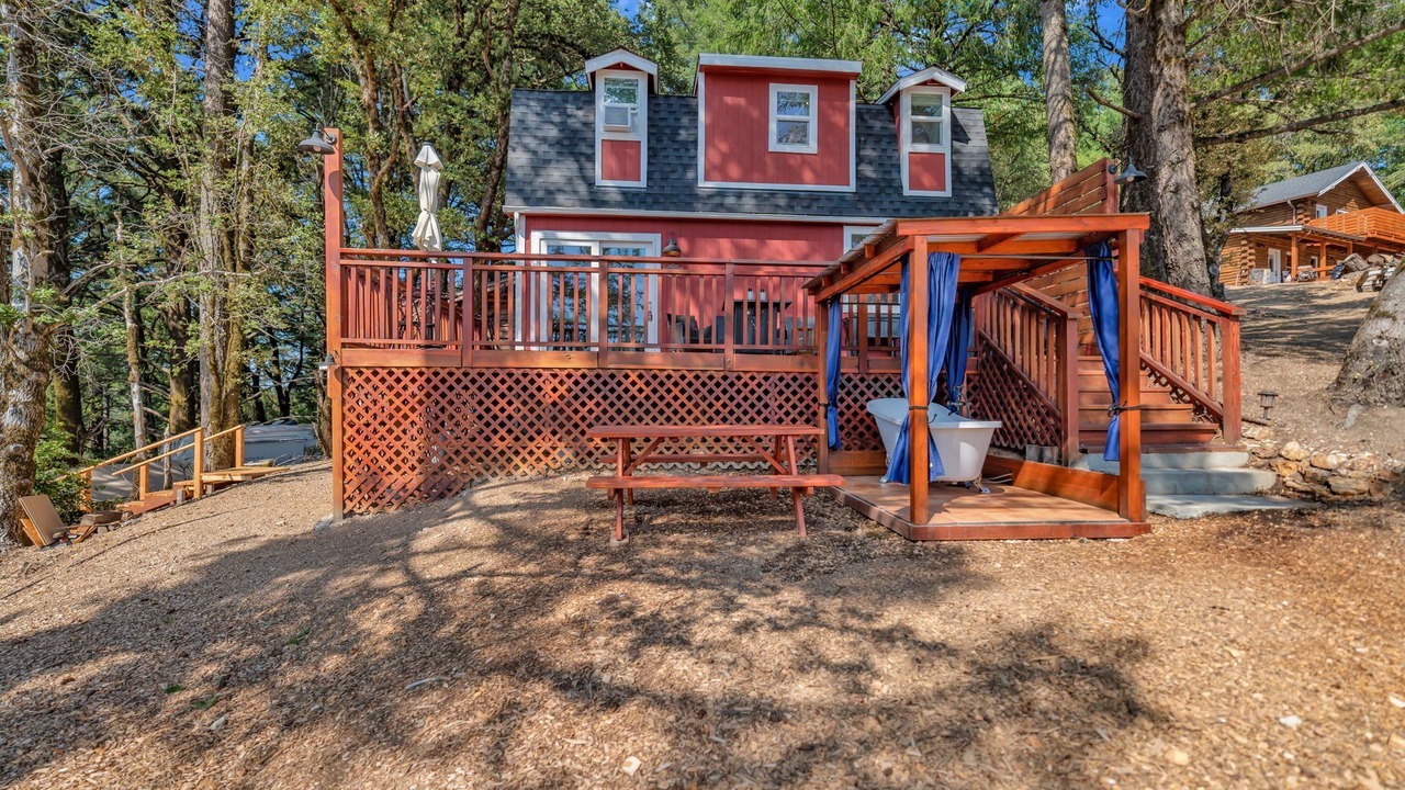 Photo of Patio Balcony in Los Gatos