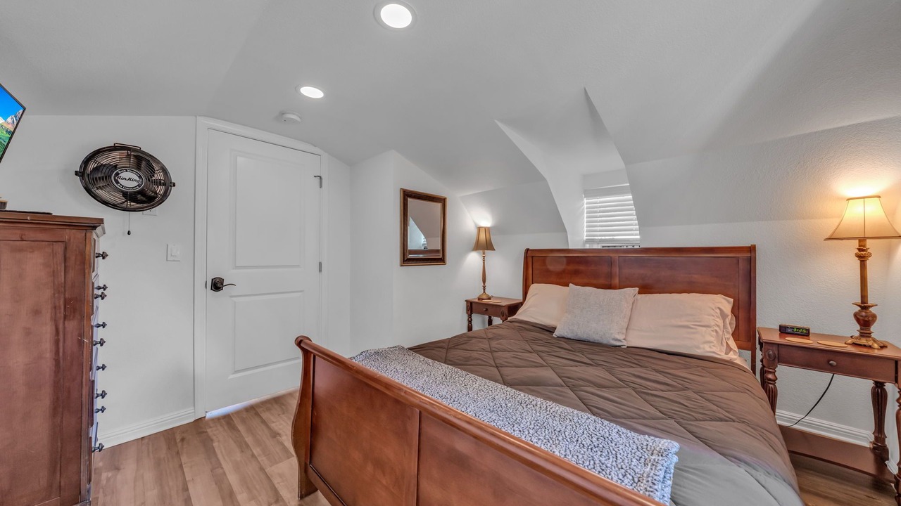 Photo of Bedroom in Los Gatos