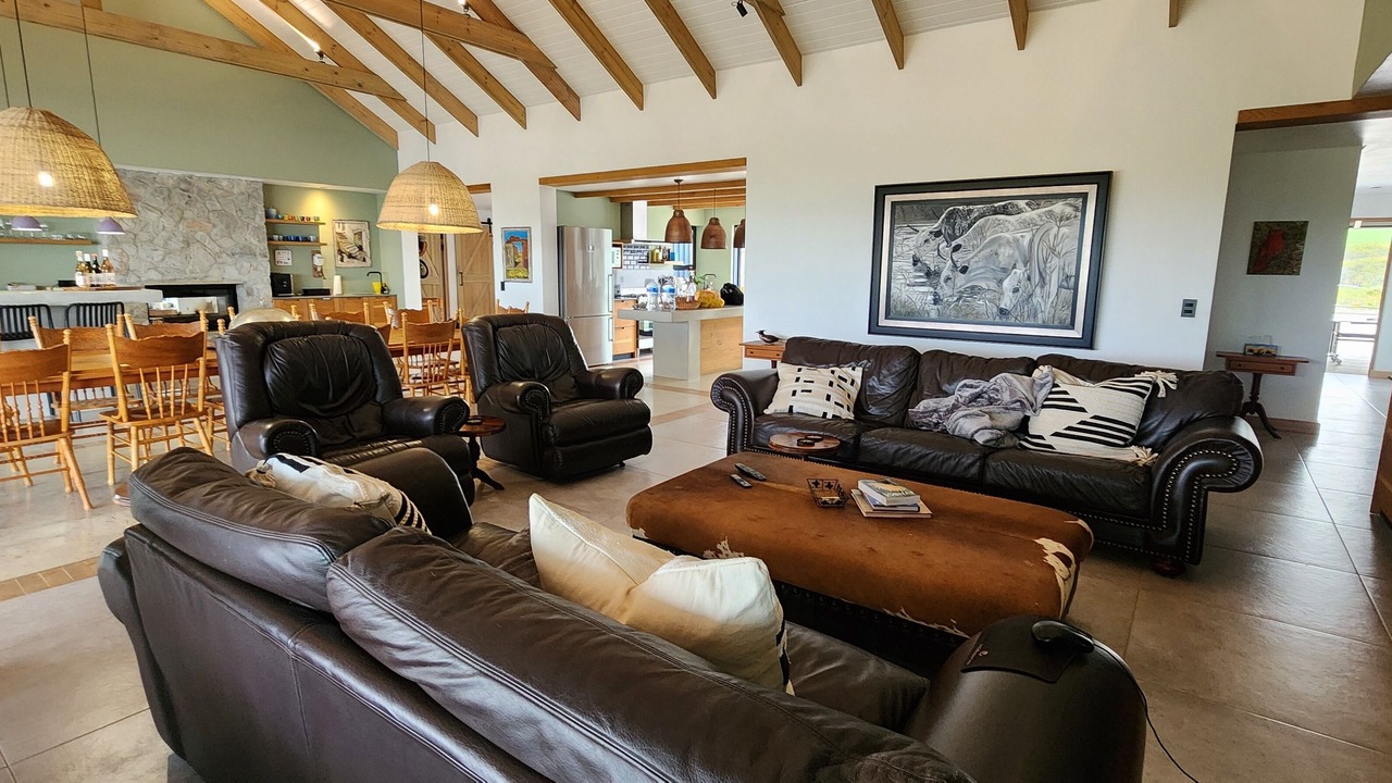 Photo of Livingroom in Elgin