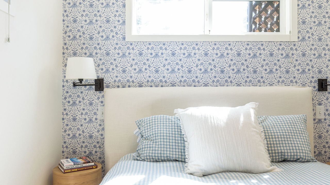 Photo of Bedroom in St. Helena