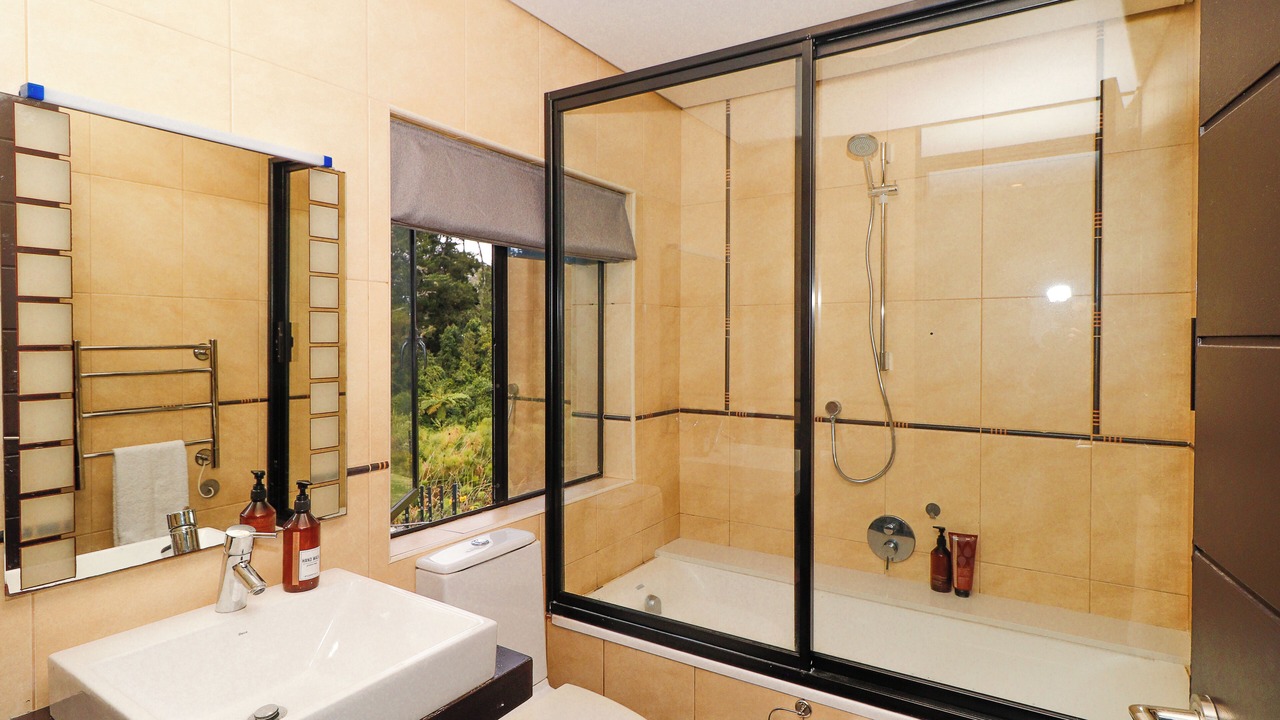 Photo of Bathroom in George