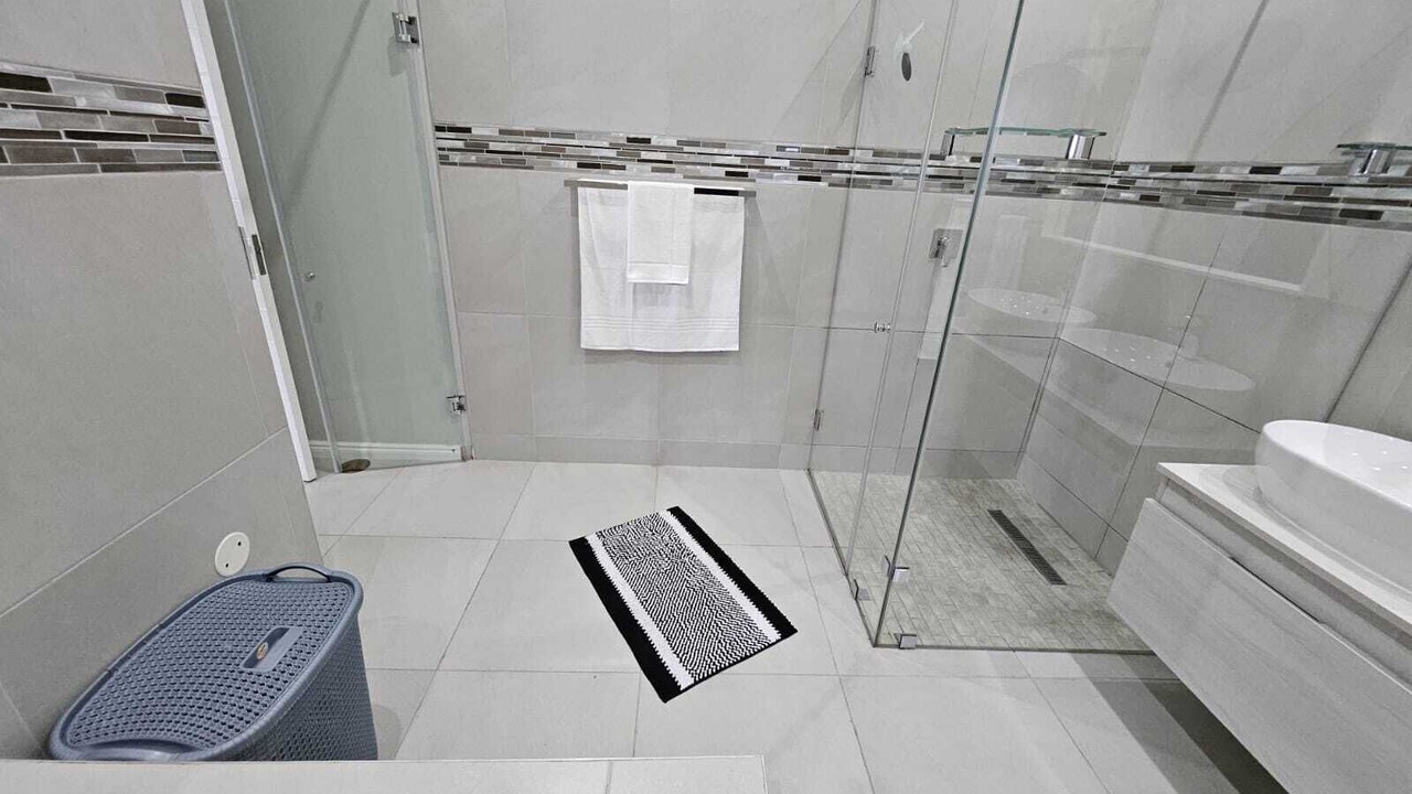 Photo of Bathroom in Pinnacle Point