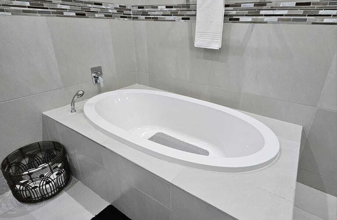 Photo of Bathroom in Pinnacle Point