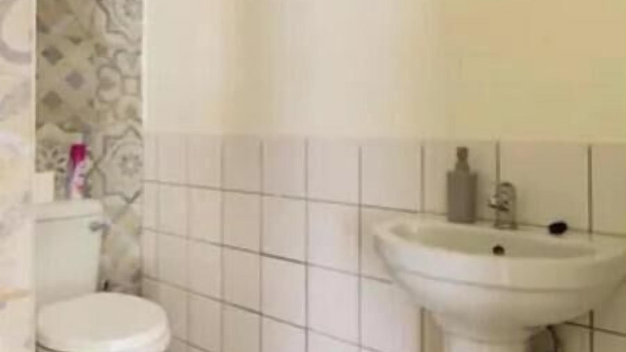 Photo of Bathroom in Sunnyside