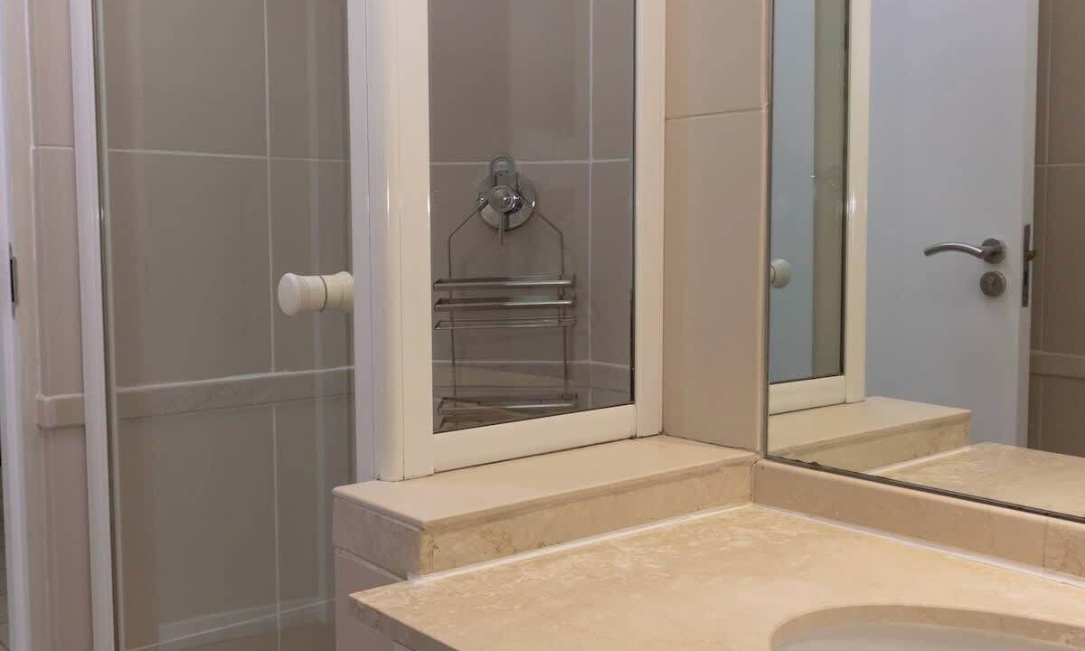 Photo of Bathroom in Lagoon Beach