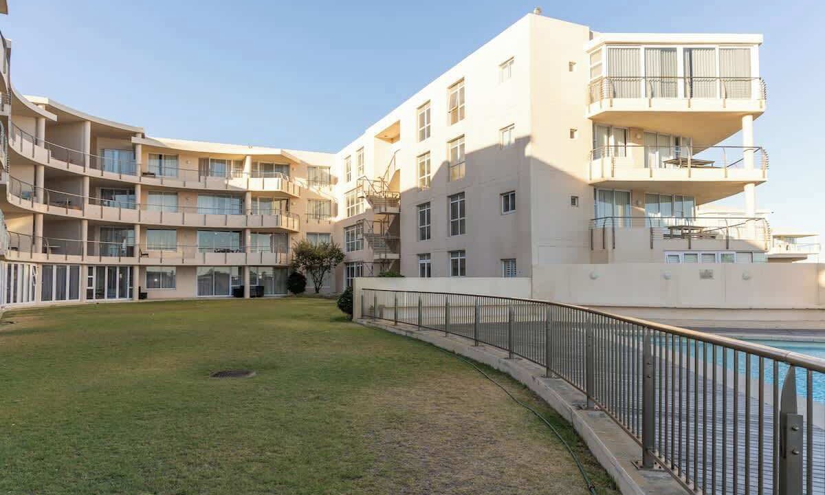 Photo of Outdoor in Lagoon Beach