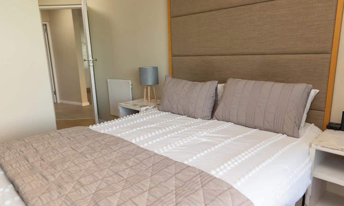 Photo of Bedroom in Lagoon Beach