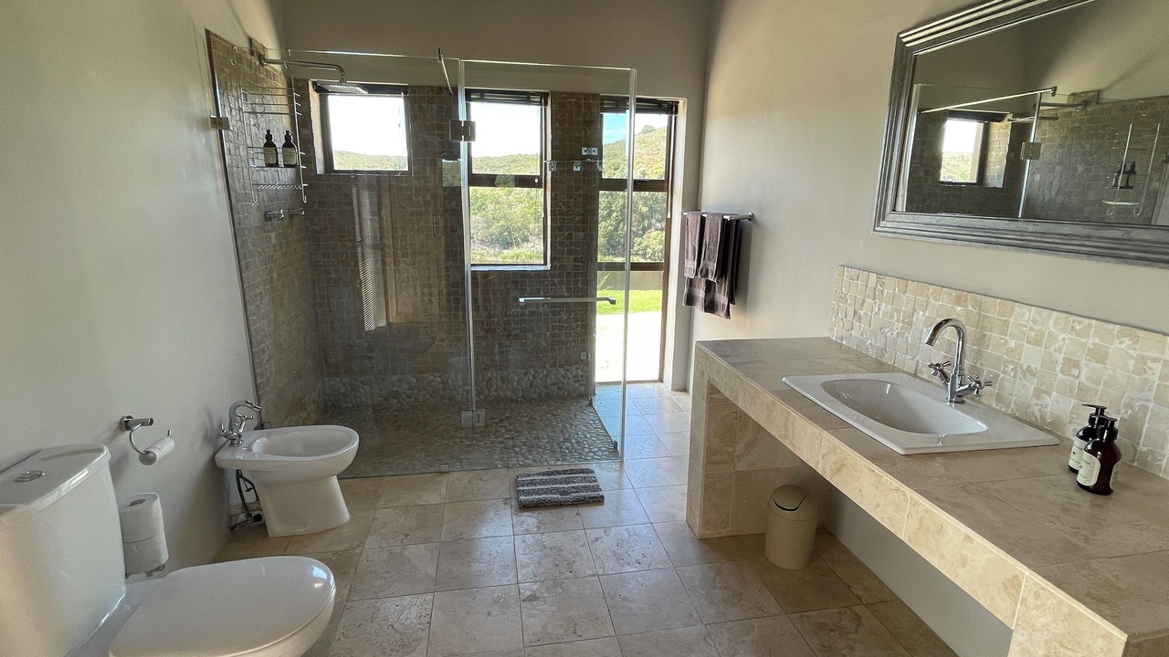 Photo of Bathroom in Malagas
