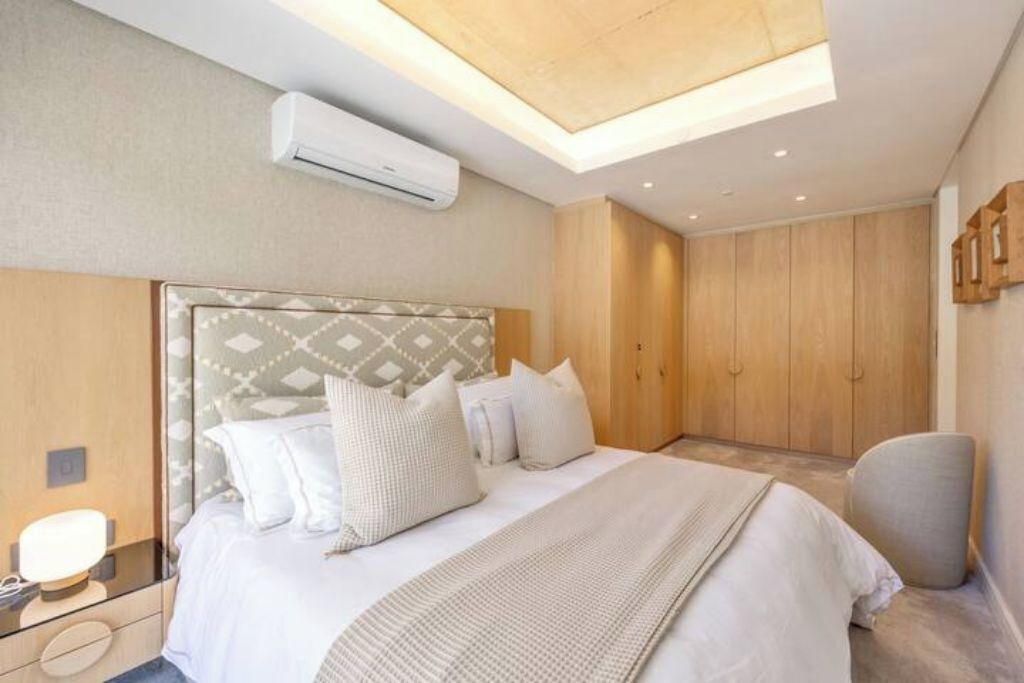 Photo of Bedroom in Sea Point