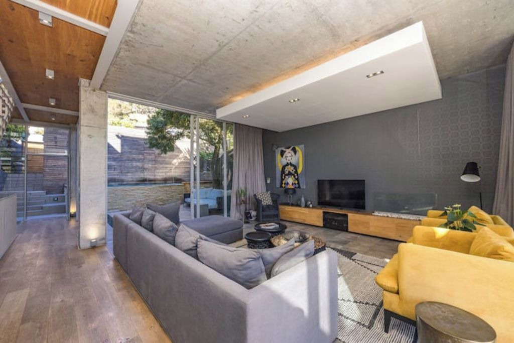 Photo of Livingroom in Sea Point
