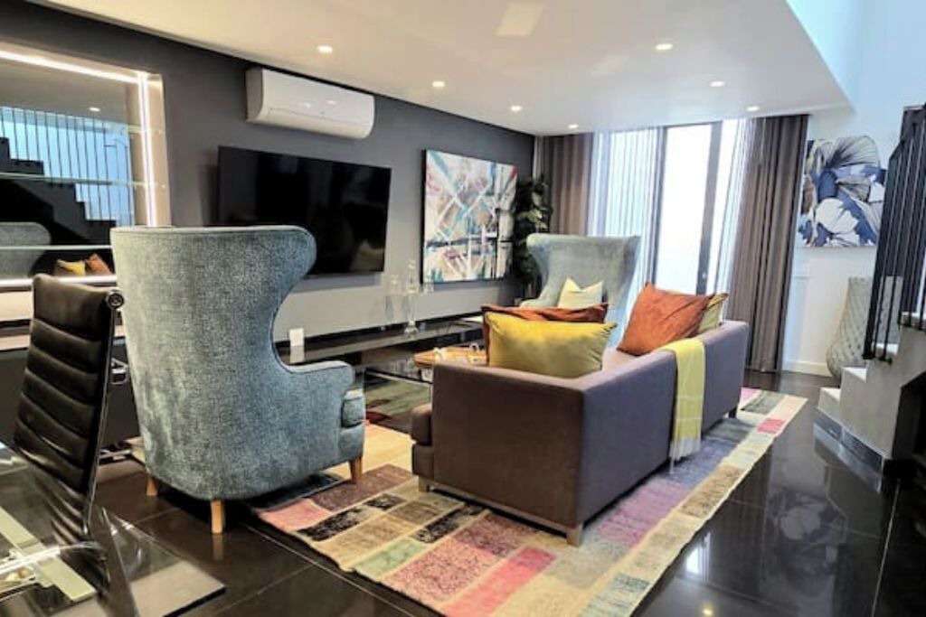 Photo of Livingroom in Sea Point Promenade