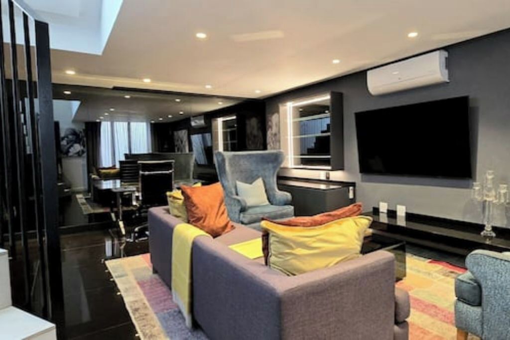 Photo of Livingroom in Sea Point Promenade