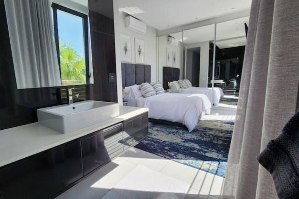Photo of Bedroom in Sea Point