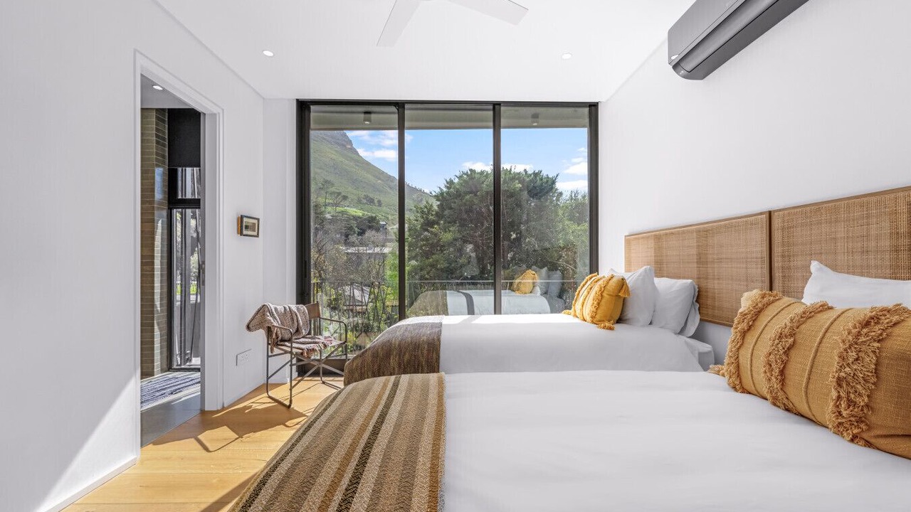 Photo of Bedroom in Cape Town City Centre