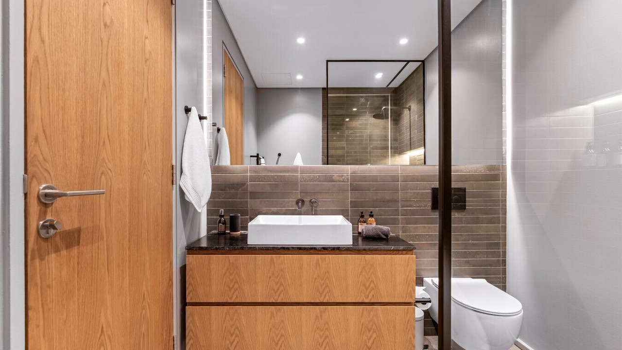 Photo of Bathroom in Cape Town City Centre
