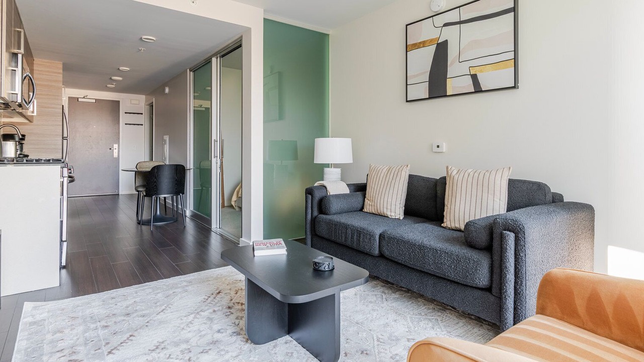 Photo of Livingroom in Civic Center