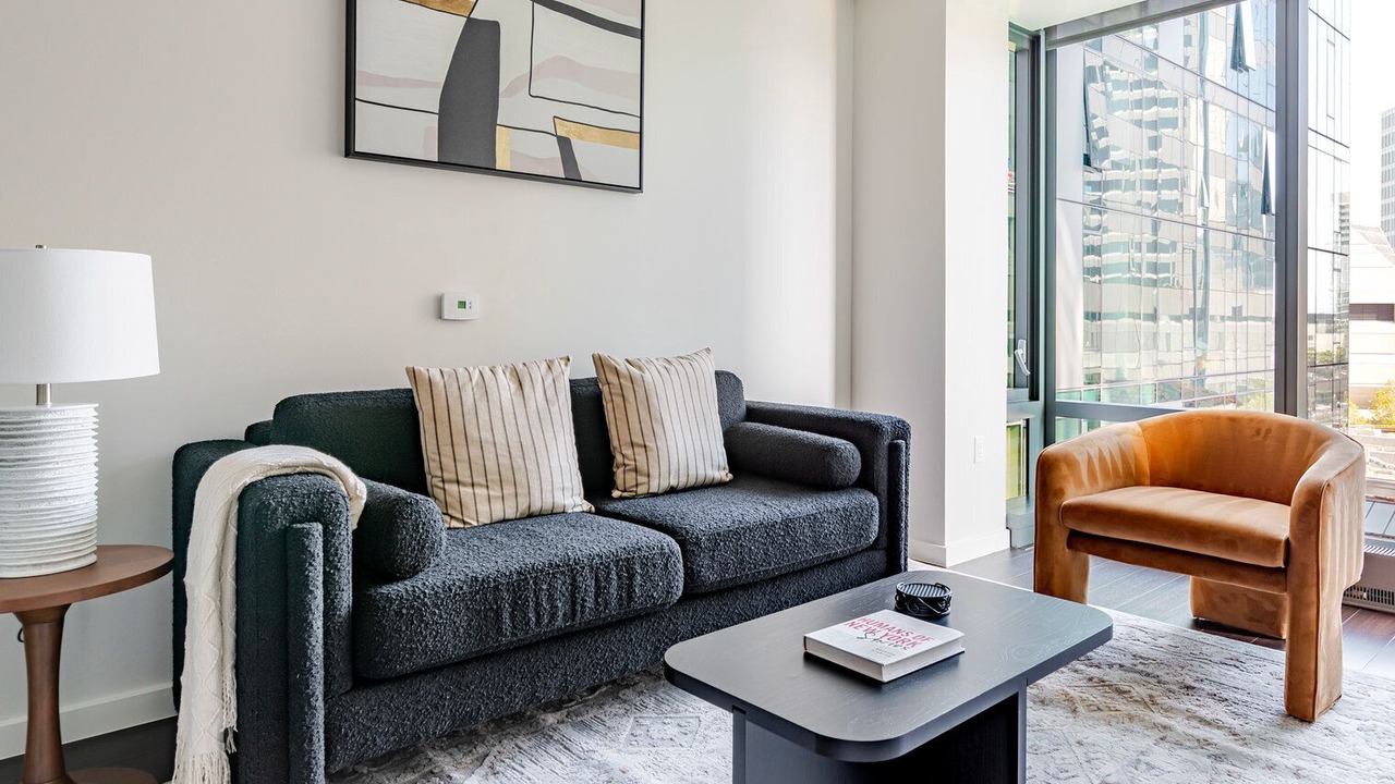 Photo of Livingroom in Civic Center
