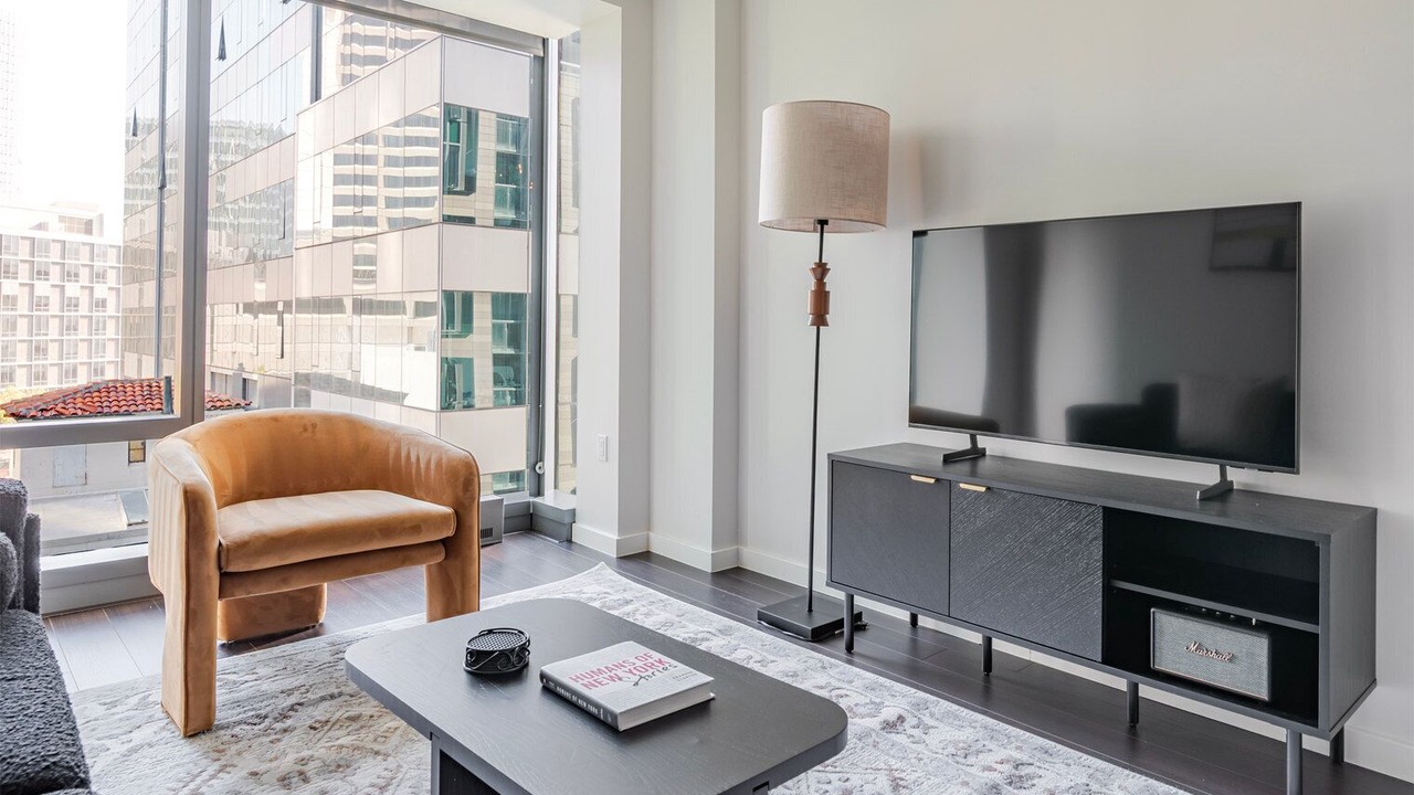 Photo of Livingroom in Civic Center