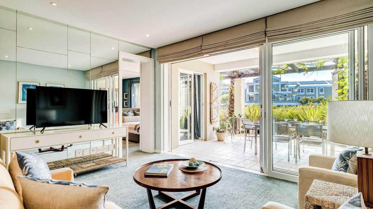 Photo of Livingroom in Victoria and Alfred Waterfront