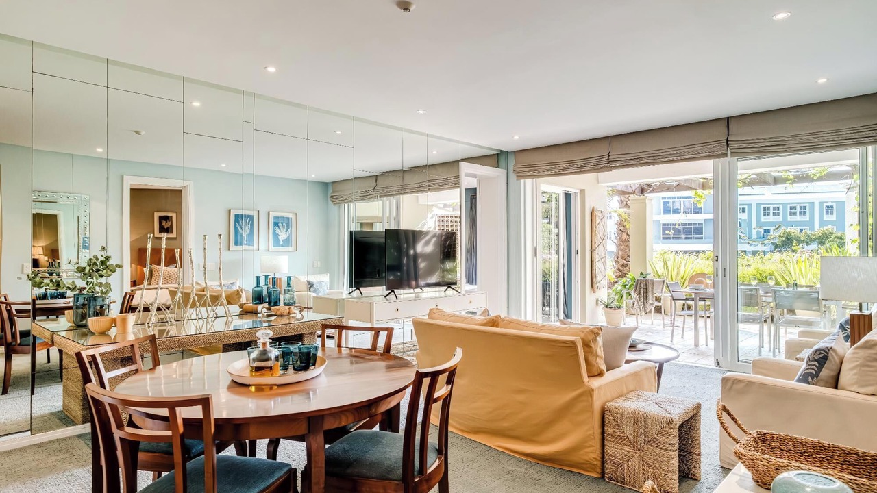 Photo of Livingroom in Victoria and Alfred Waterfront