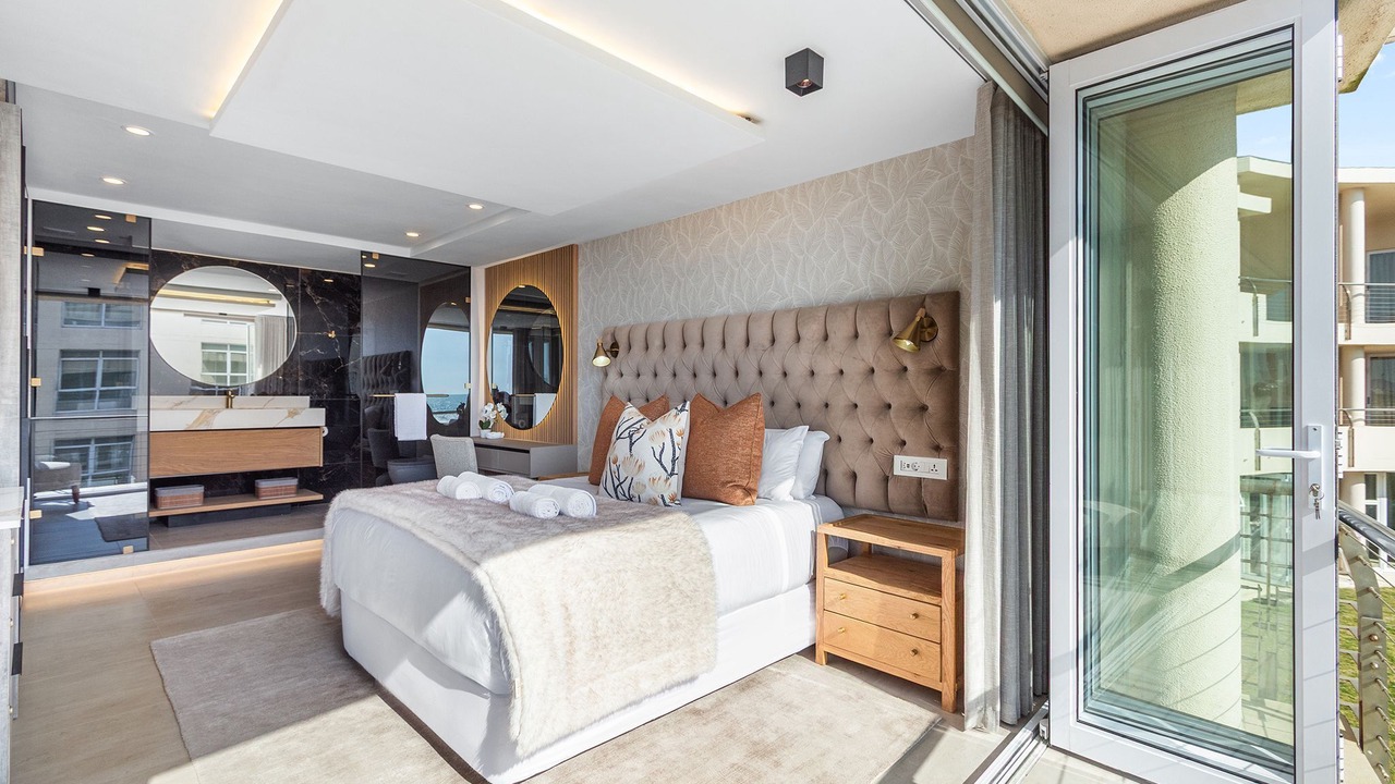 Photo of Bedroom in Lagoon Beach