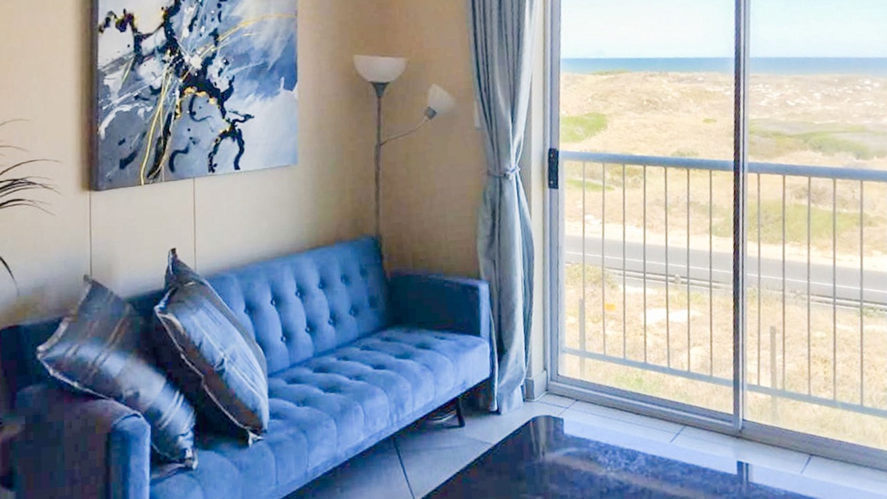 Photo of Livingroom in Muizenberg