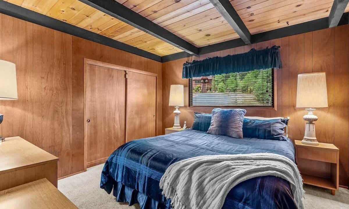 Photo of Bedroom in Homewood