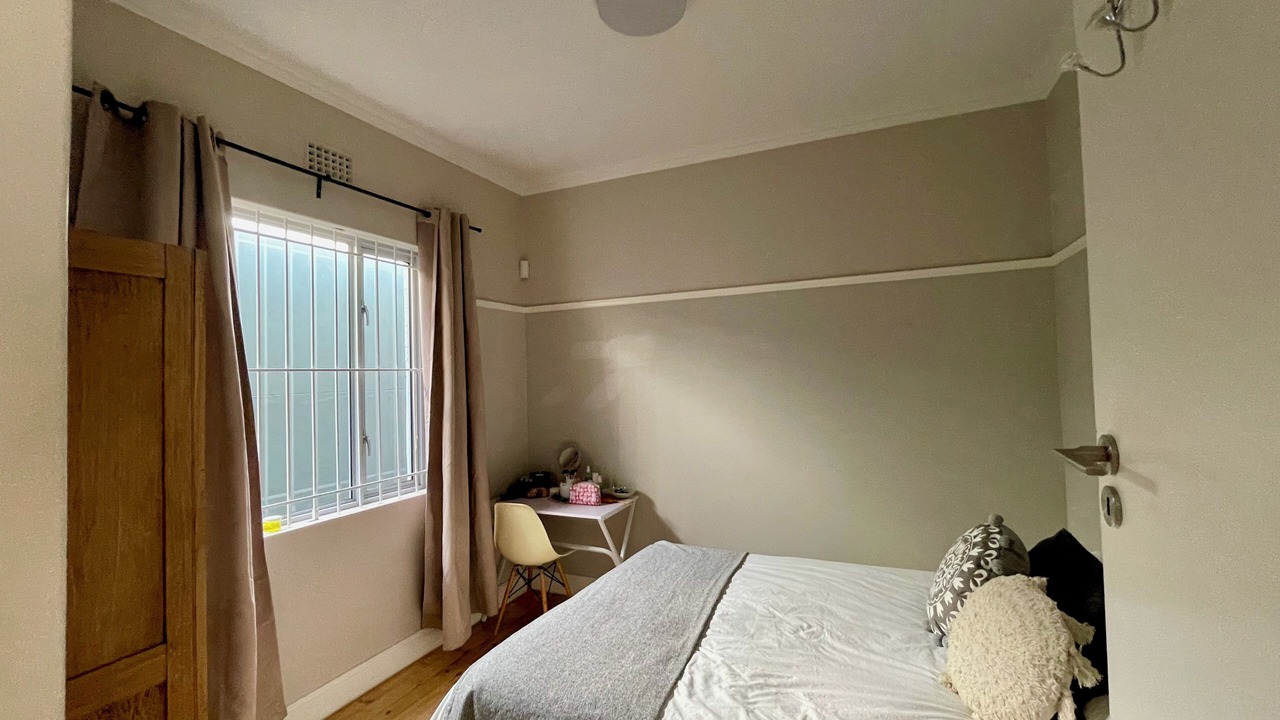 Photo of Bedroom in Cape Town City Centre