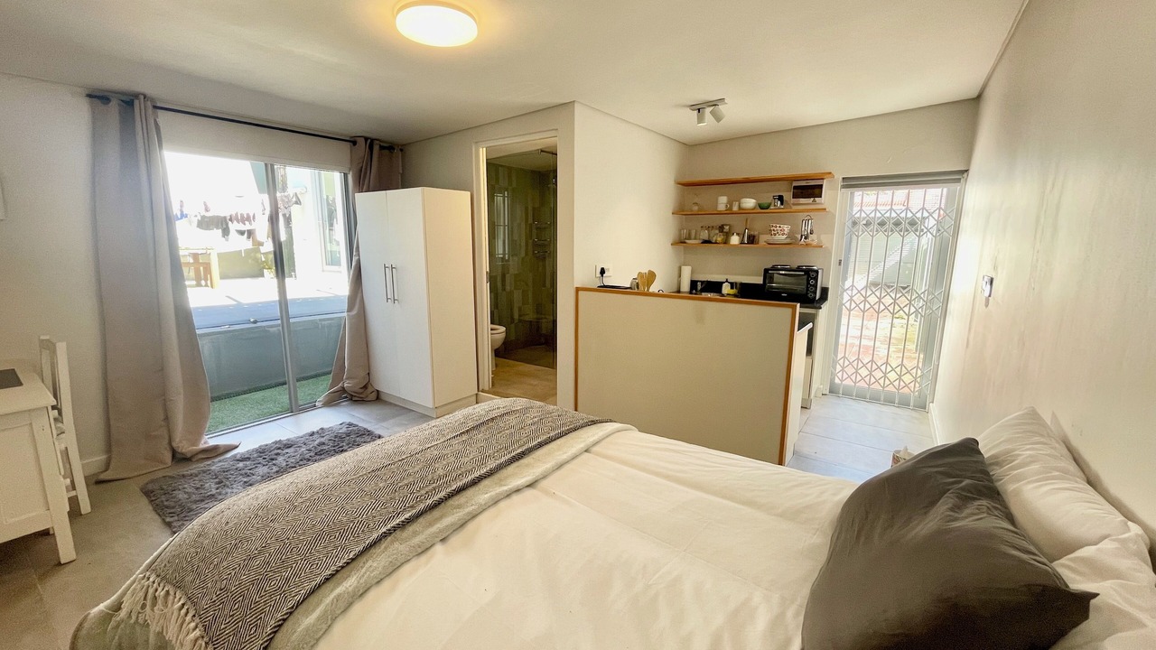 Photo of Bedroom in Cape Town City Centre