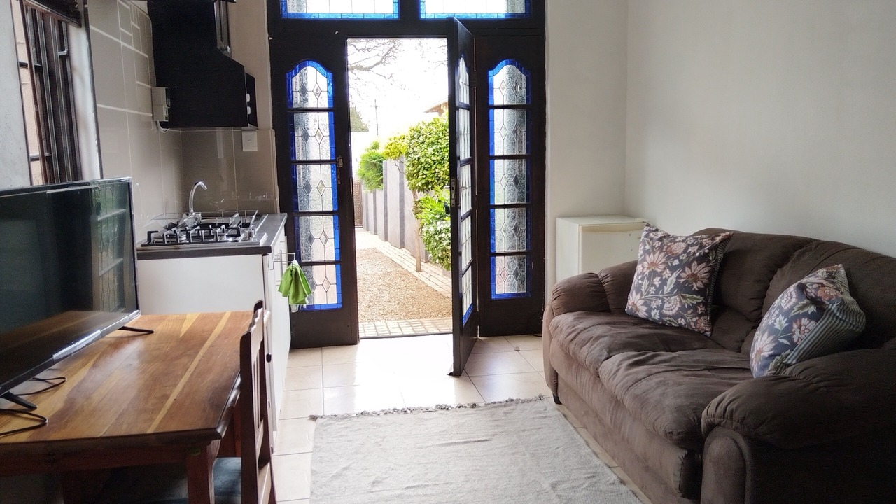 Photo of Livingroom in Greater Johannesburg Metropolitan Area