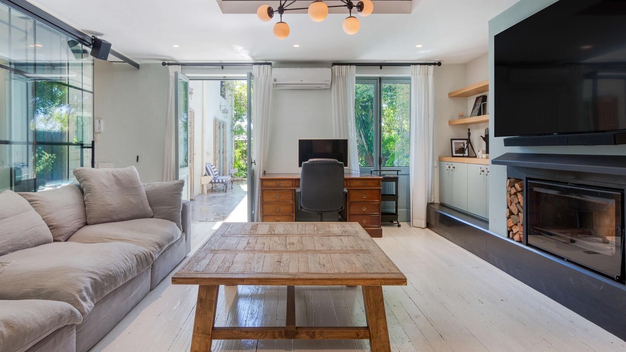 Photo of Others in Fresnaye