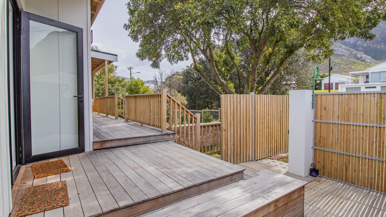 Photo of Patio Balcony in Voelklip