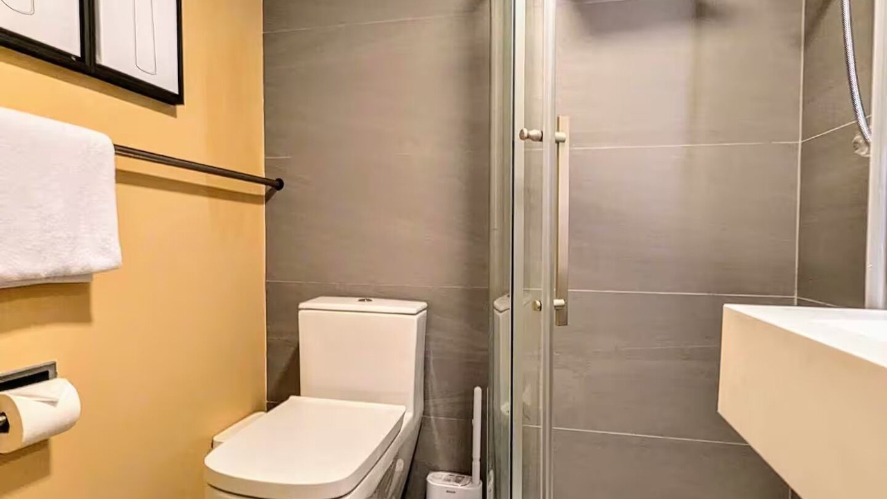 Photo of Bathroom in Outer Sunset