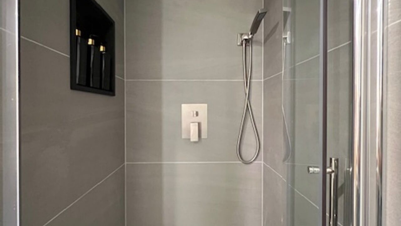 Photo of Bathroom in Outer Sunset