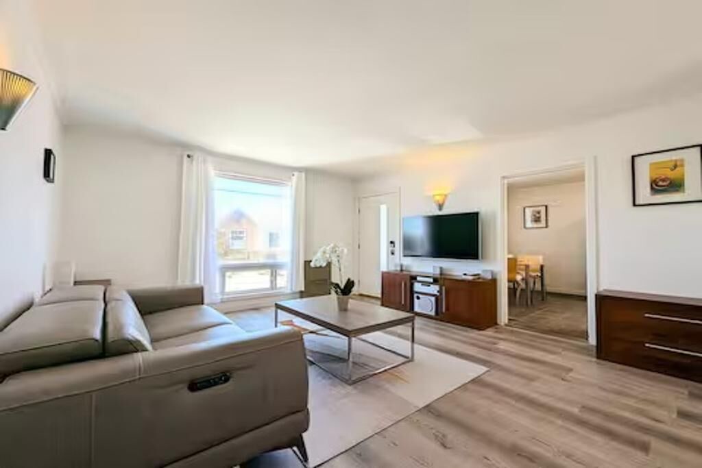 Photo of Livingroom in Outer Sunset