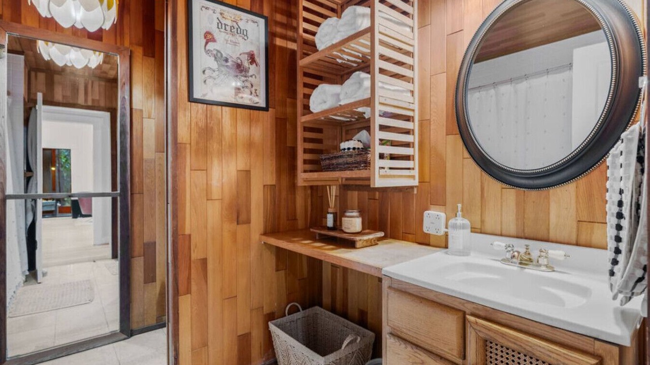 Photo of Bathroom in Lexington Hills