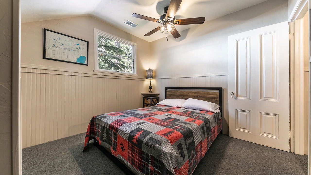 Photo of Bedroom in Donner Lake Woods
