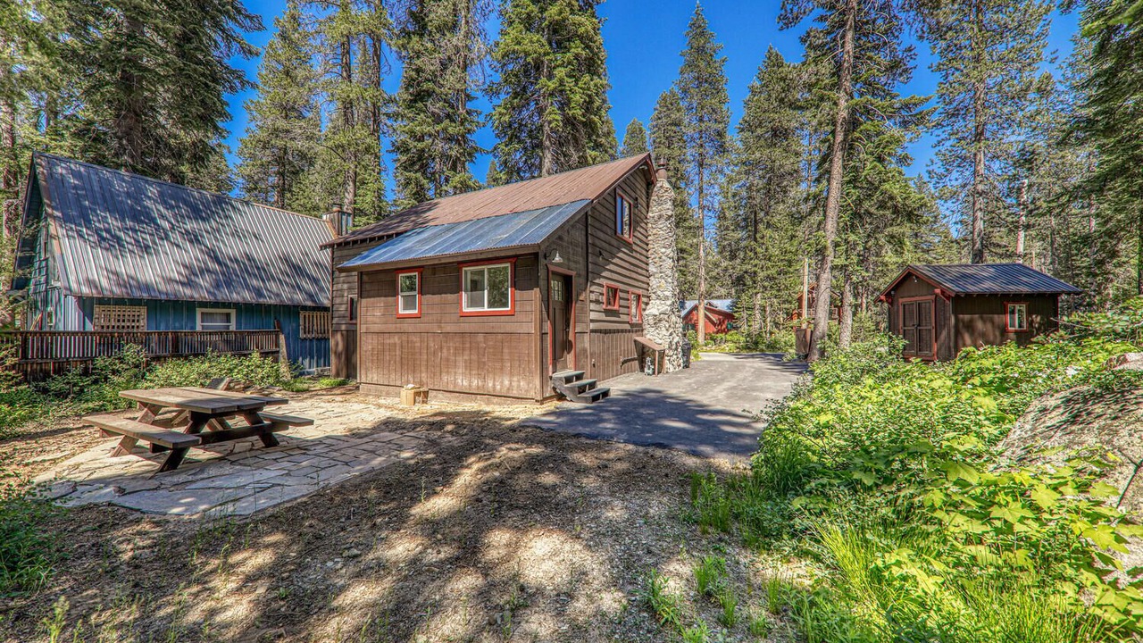 Photo of Outdoor in Donner Lake Woods