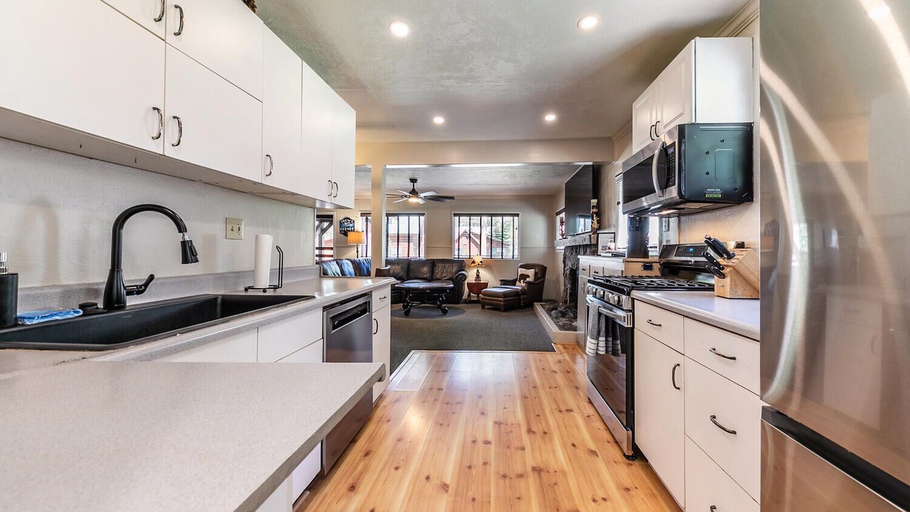 Photo of Kitchen in Donner Lake Woods