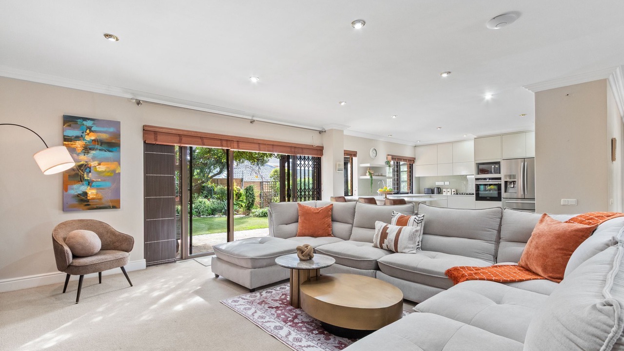 Photo of Livingroom in West Beach