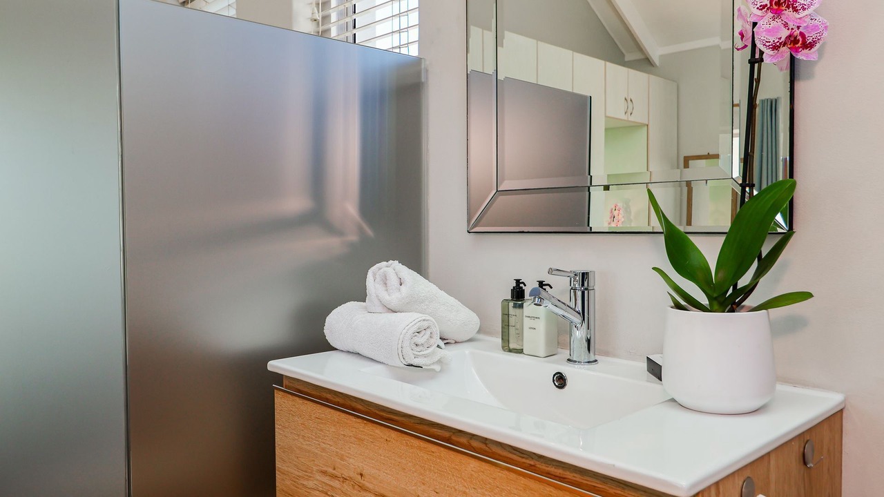 Photo of Bathroom in Knysna Central