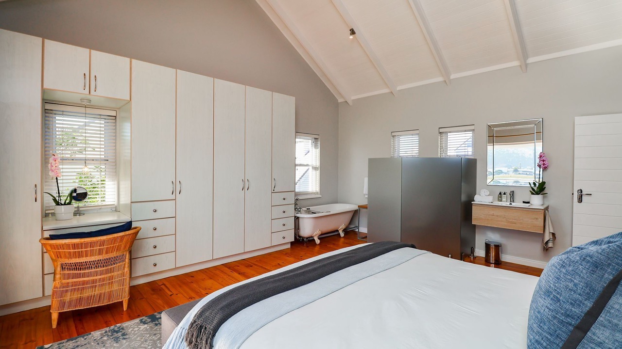 Photo of Bedroom in Knysna Central