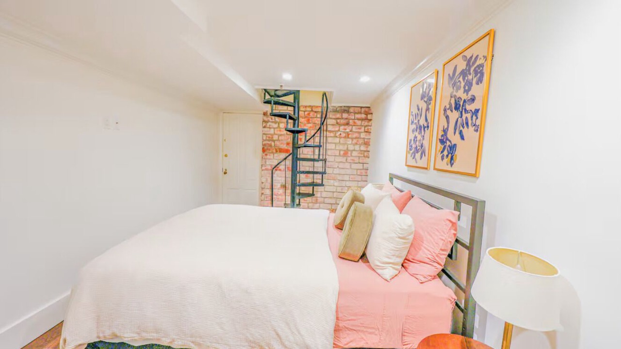 Photo of Bedroom in Lower Nob Hill