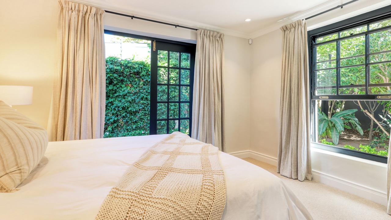 Photo of Bedroom in Newlands
