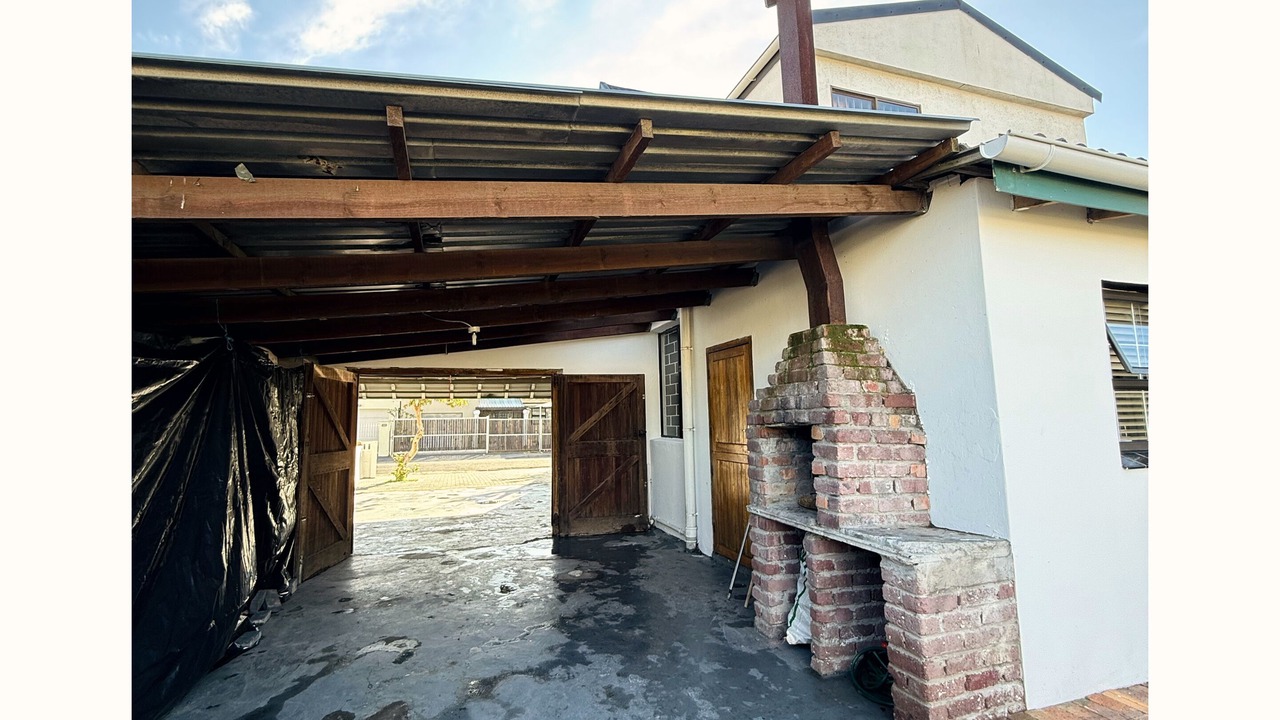 Photo of Patio Balcony in Lansdowne